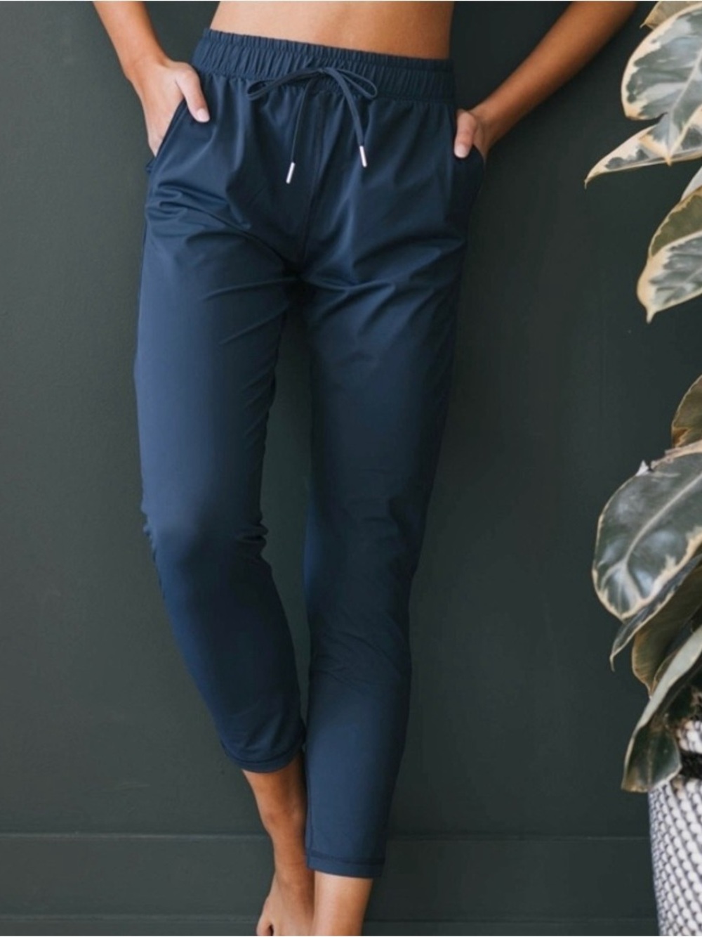 Zyia Women’s Wear Everywhere Navy Drawstring Zipper Joggers